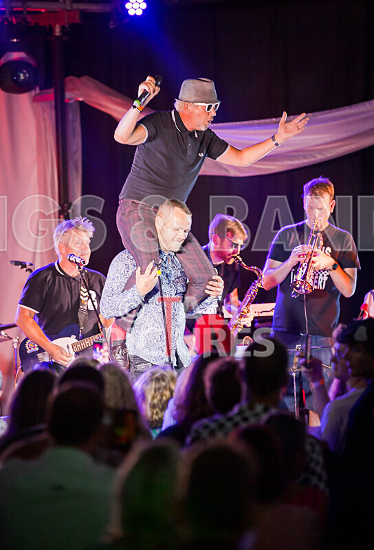 Retro Festival_Flower Market 2020-79 - RETRO FESTIVAL 2020_THE FLOWER MARKET SCENE