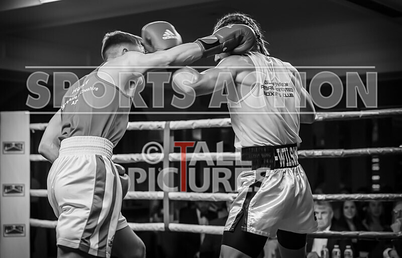 BOUT- 6 - Jamie Wilson v Declan Hunt-33 - BOUT 6 - Jamie Wilson v Declan Hunt