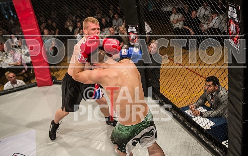 Cage Fighting_2012_Bout 2-7 - BOUT-2