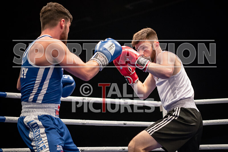 Bout 20_Chris Sumner v Keiran Bailey-1-23 - Bout 20_Chris Sumner v Keiran Bailey