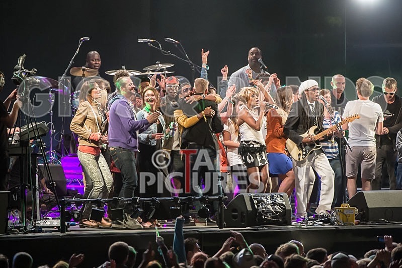 Chic Featuring Nile Rodgers-90 - CHIC FEATURING NILE RODGERS