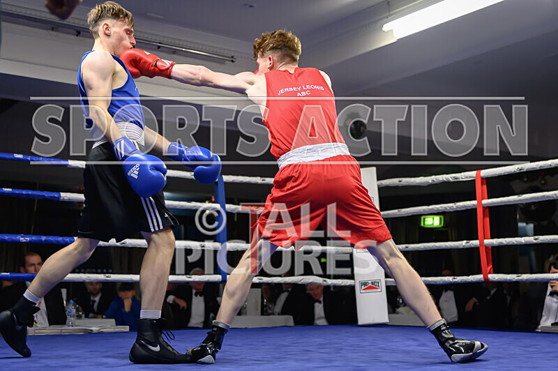 BOUT- 6_Aaron Gallichan v Andrew Kingston-14 - BOUT: 6_Aaron Gallichan v Andrew Kingston