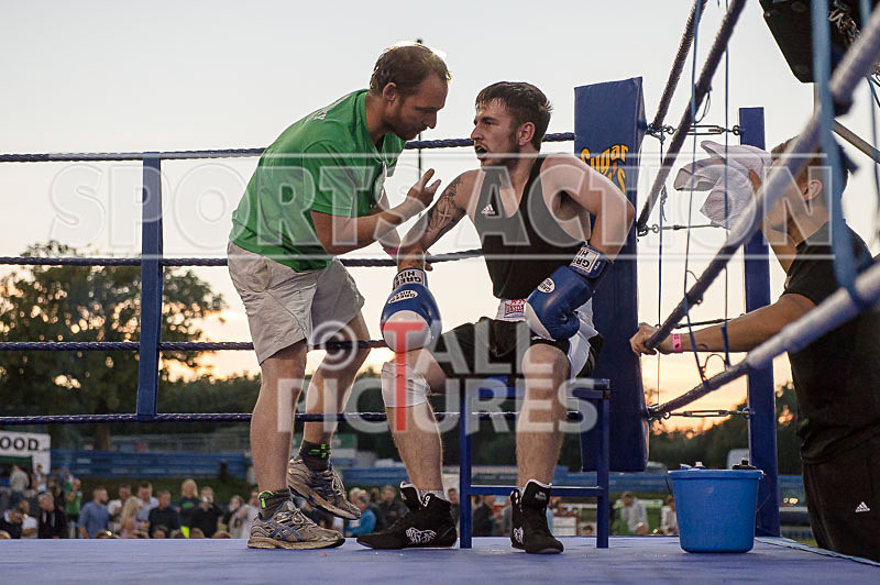 Open Air Boxing_2015_Bout-12-27 - BOUT-12