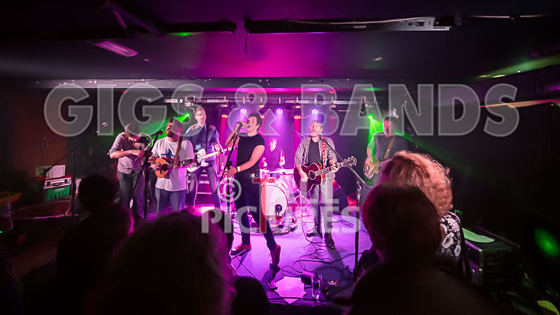 Space Pirates of Rocquaine-54 - VALE EARTH FAIR UNPLUGGED 2018