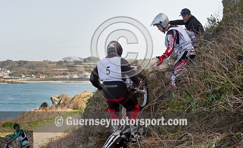 2-Day Trials_2012-33 - 2-DAY TRIALS 2012