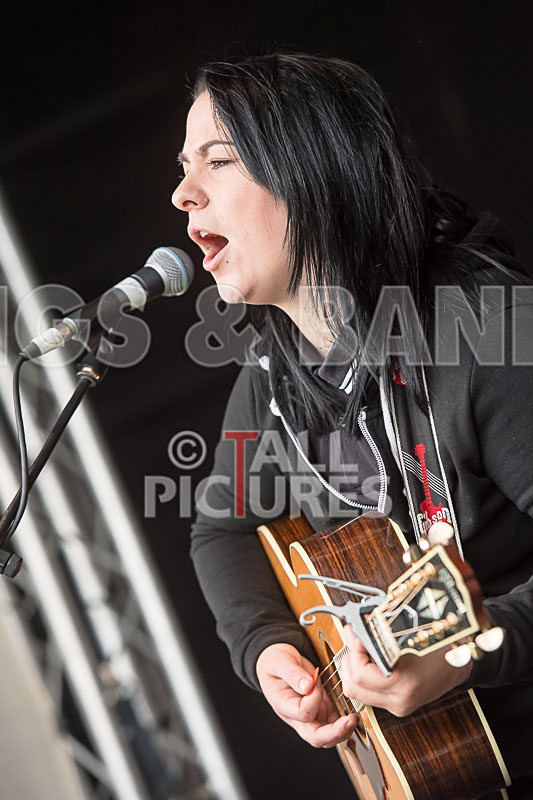 Lucy Spraggan-7 - LUCY SPRAGGAN