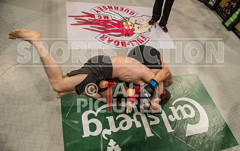 Lock-in Guernsey_2013_Bout-15-22 - BOUT-15