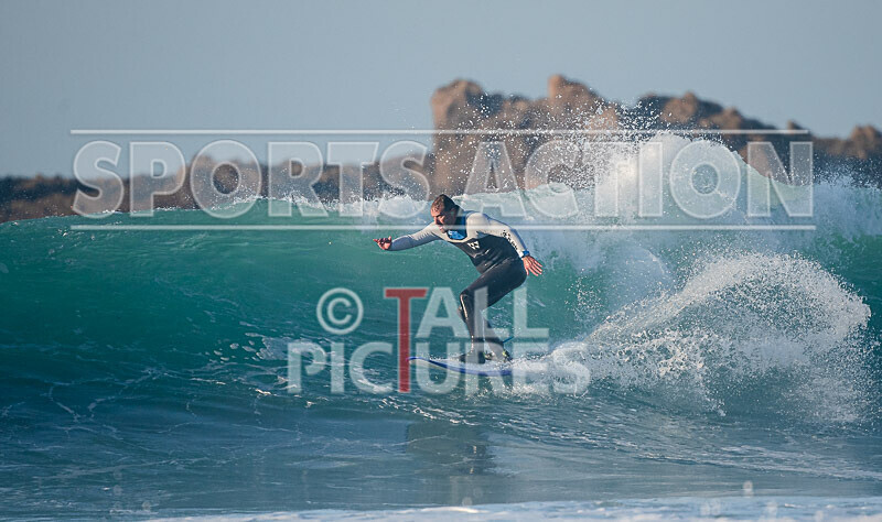 Vazon Surfing_27-02-2021-41 - SURFING AT VAZON BAY GUERNSEY