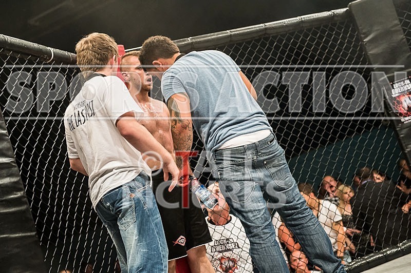 Cage Fighting_2012_Bout 11-22 - BOUT-11