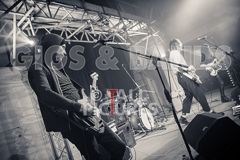 Beach Riot-78 - BEACH RIOT