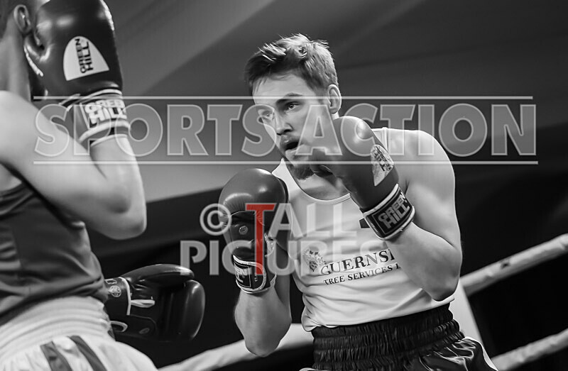 BOUT- 9 - Martinz Kublicks v Ben Forster-28 - BOUT 9 - Martinz Kublicks v Ben Forster