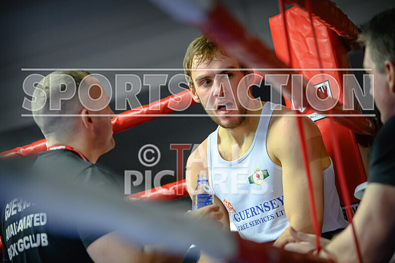 BOUT 5- Martin Kublickis v Robbie Chipcase-24 - BOUT 5 - Martin Kublickis v Robbie Chipcase