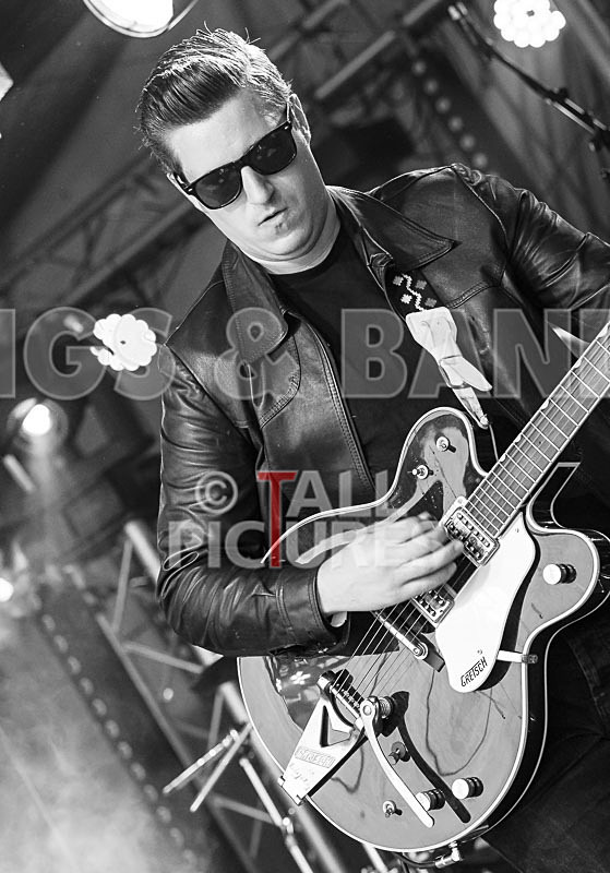 Matt Bonnville  The Cage Shakers-82 - MATT BONNEVILLE & THE CAGE SHAKERS