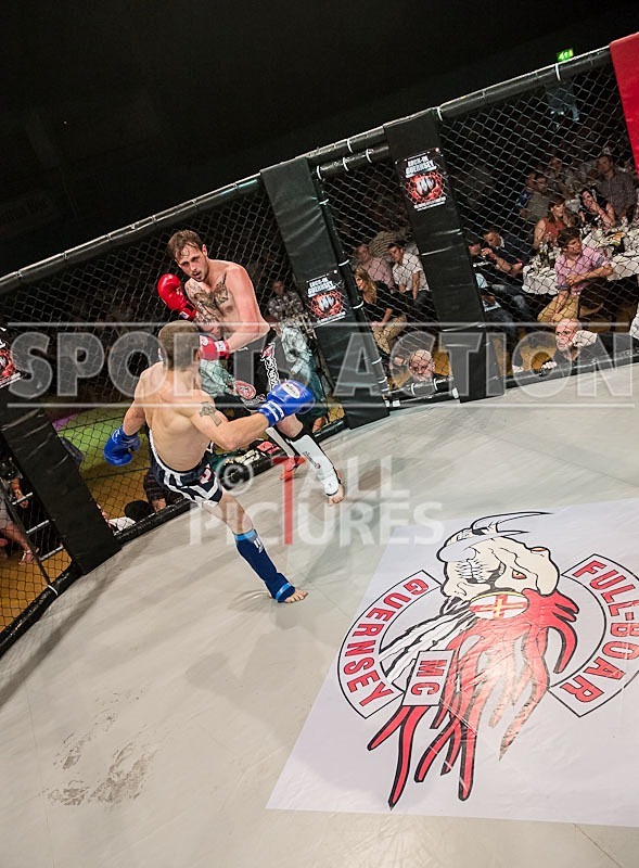 Cage Fighting_2012_Bout 5-6 - BOUT-5