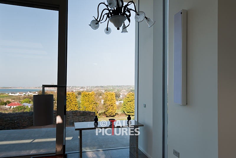 Avolution_Photoshoot-8-1 - ULTRA-MODERN SPEAKER INSTALLATION