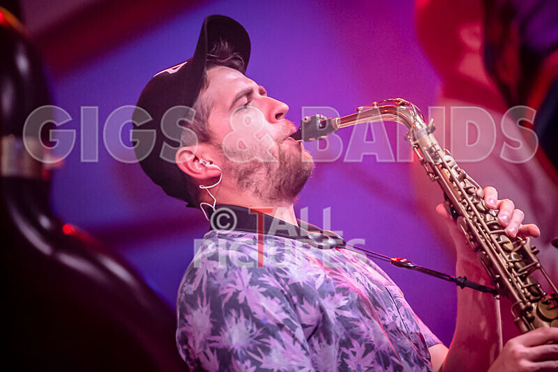 Dat Brass-30 - DAT BRASS