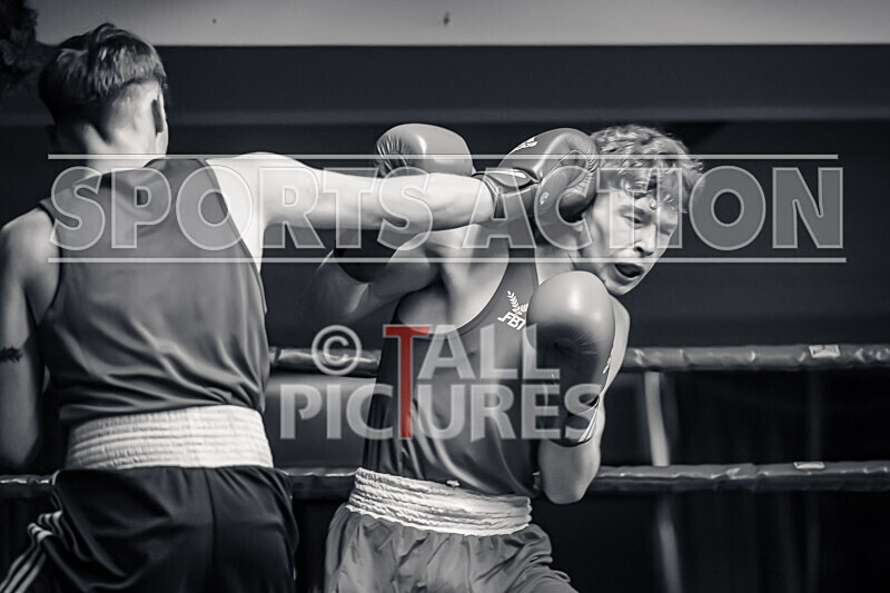 BOUT- 6_Aaron Gallichan v Andrew Kingston-28 - BOUT: 6_Aaron Gallichan v Andrew Kingston