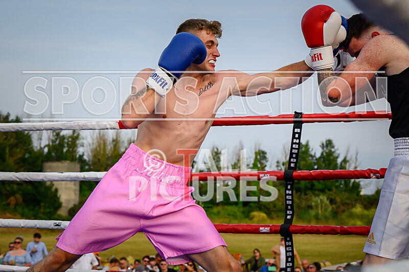 BOUT 11 - Raging Bull Jay Rive v Reece the Bomber Blondel-32 - BOUT 11 - 'Raging Bull' Jay Rive v Reece 'the Bomber' Blondel