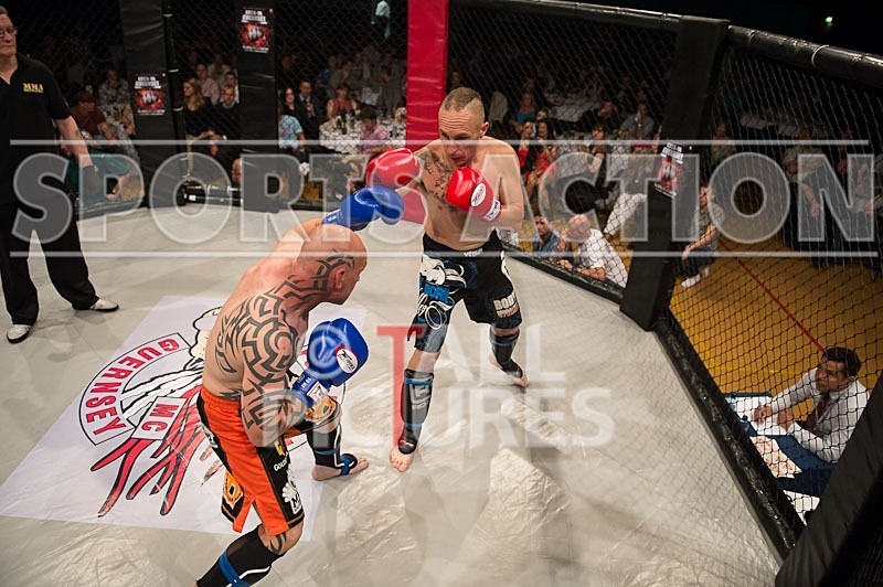 Cage Fighting_2012_Bout 10-10 - BOUT-10