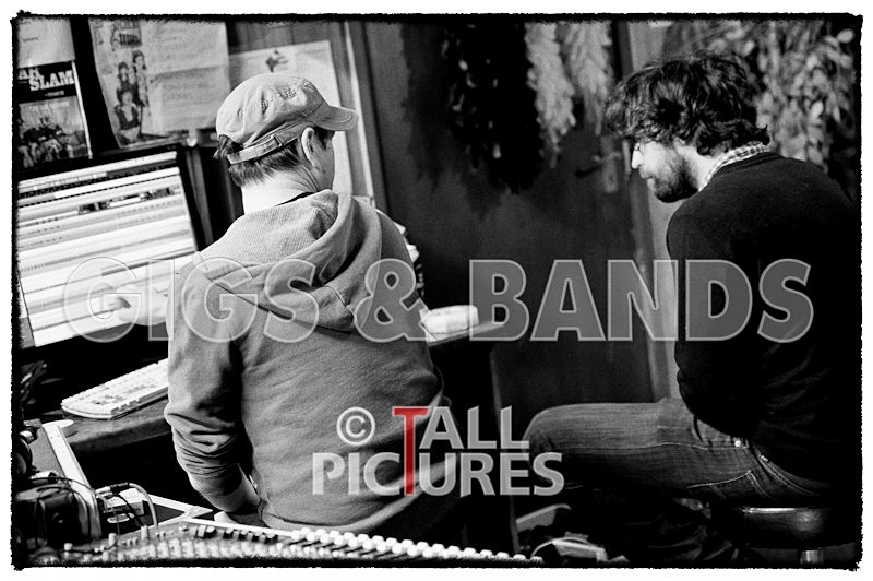 Teaspoonriverneck Studio Session-143_BW - TEASPOONRIVERNECK