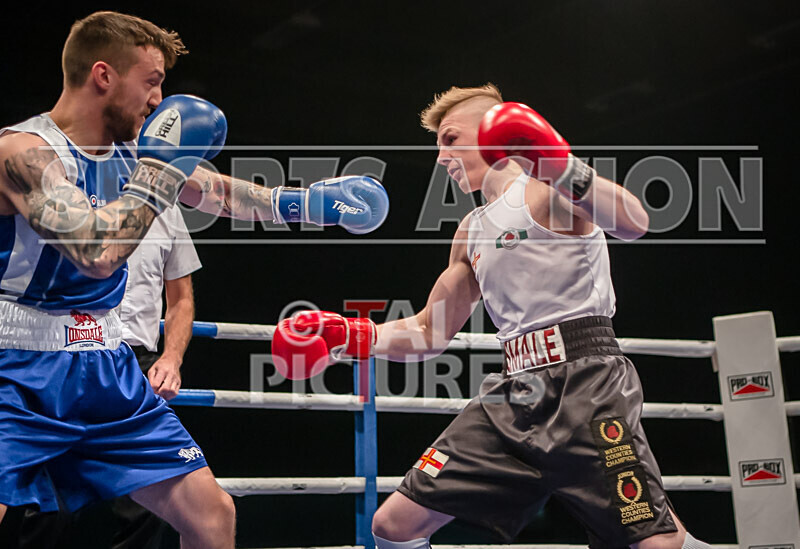 Bout 16_Mason Smale v Liam Fox-7 - Bout 16_Mason Smale v Liam Fox