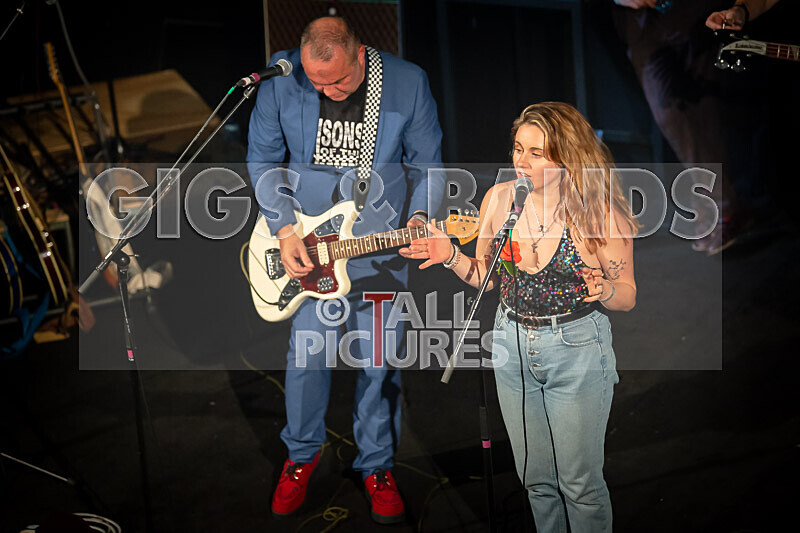 Sons of the Desert-360 - SONS OF THE DESERT