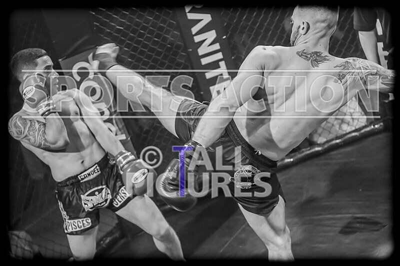 BOUT- 14 - Josh Ozanne v Pedro Fernandez-21 - BOUT 14 - Josh Ozanne v Pedro Fernandez