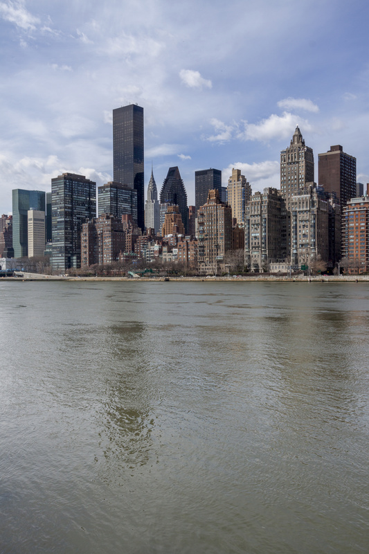 East River Manhattan - Travel