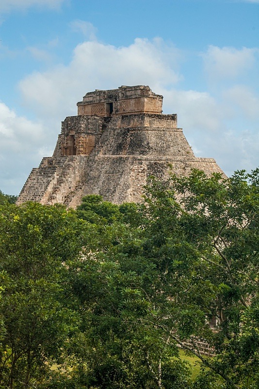 The Magicians Pyramid - Travel