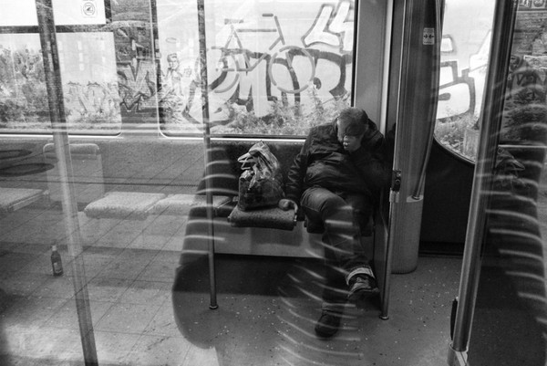 linda-wisdom-street-photography-Berlin-11