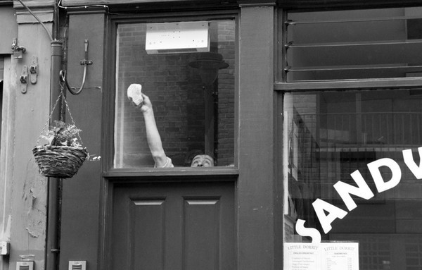 Street-photography-London-Linda-Wisdom-13