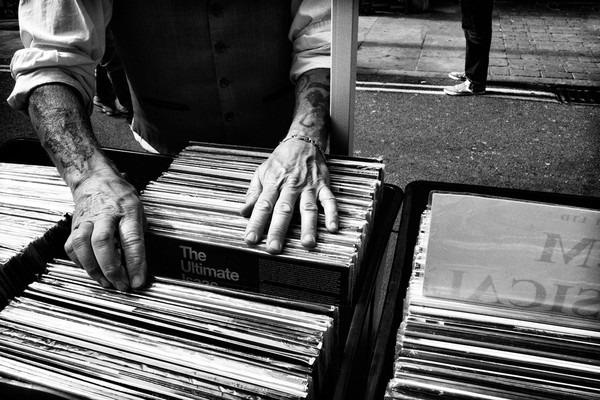 Street-photography-London-Linda-Wisdom-02