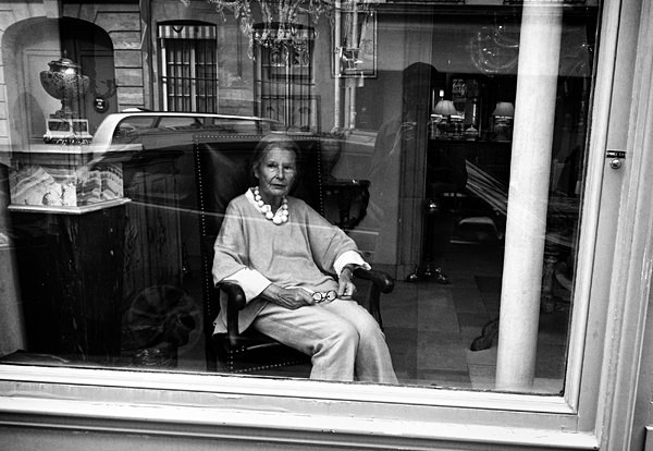 linda-wisdom-street photography-paris-07