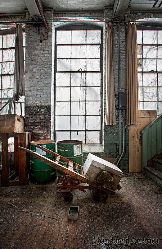 Children's Clothing Factory - Matthew Christopher Murray's Abandoned America
