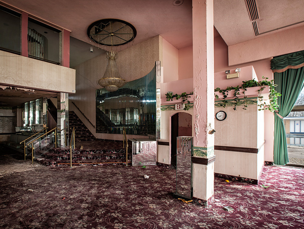 Fallside Hotel (Niagara Falls, NY) | Abandoned America