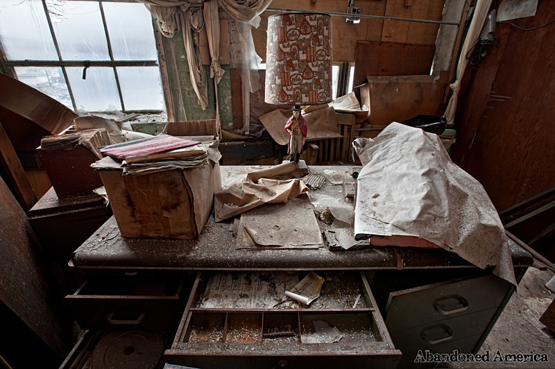 Children's Clothing Factory - Matthew Christopher Murray's Abandoned America