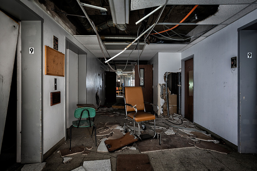 Monsour Medical Center photo Abandoned America