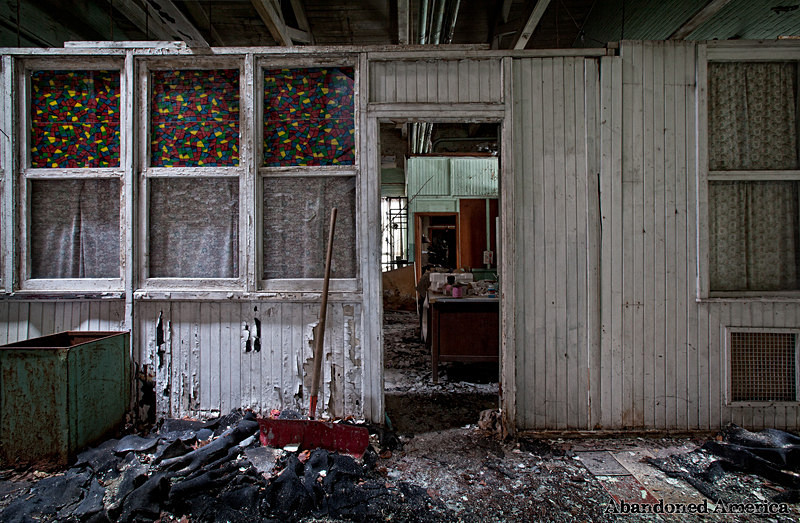 Children's Clothing Factory - Matthew Christopher Murray's Abandoned America