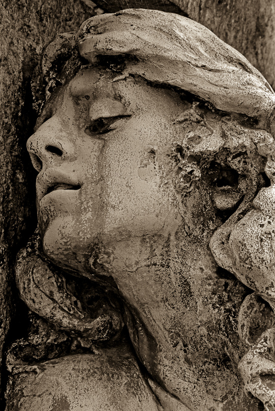 WEEPING YOUNG MAIDEN - EXQUISITE SCULPTURES