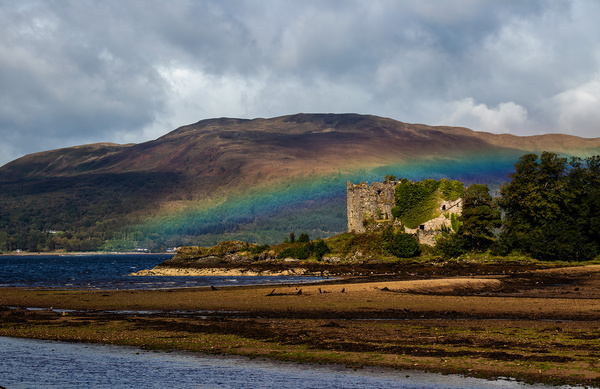 Lachlan Castle, Loch Fyne - Stephanie Robson