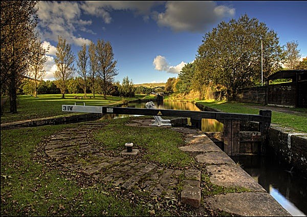 Huddersfield Narrow Canal, Diggle, Saddleworth