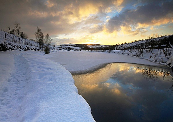 Huddersfield Narrow Canal Winter, Diggle, Saddleworth