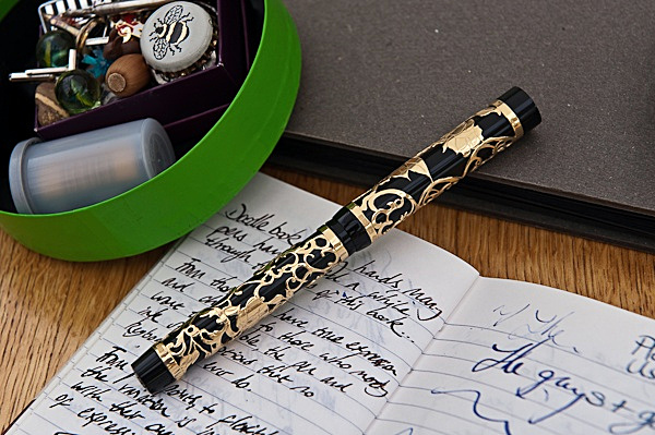  - The Roses Pen 2009...