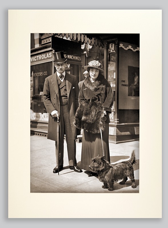  - PEOPLE & ANIMALS