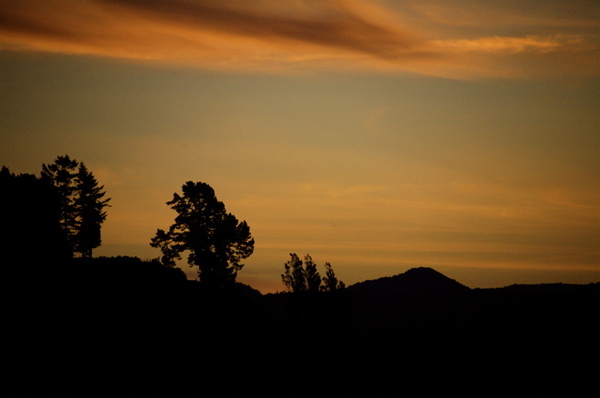 ROTARUA SUNSET - NEW ZEALAND