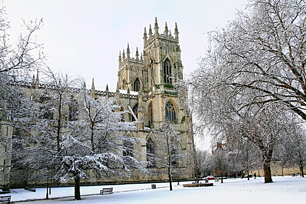 MINSTER FROM THE DEANS PARK - YORK AGAINST CANCER CALENDAR 2011