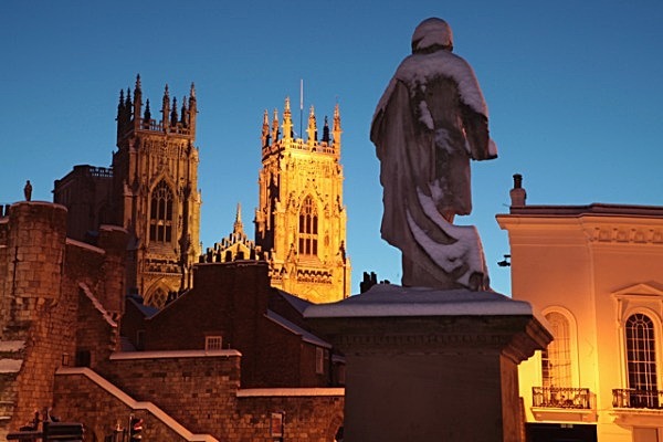 IMG_8656 YORK MINSTER WILLIAM ETTYBOOTHAM BAR  DE GREYROOMS SNOWY DAWN - YORK SNOW 2013