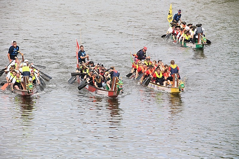 BV6R1511 - DRAGON BOAT RACES 2015 York Rotary Club