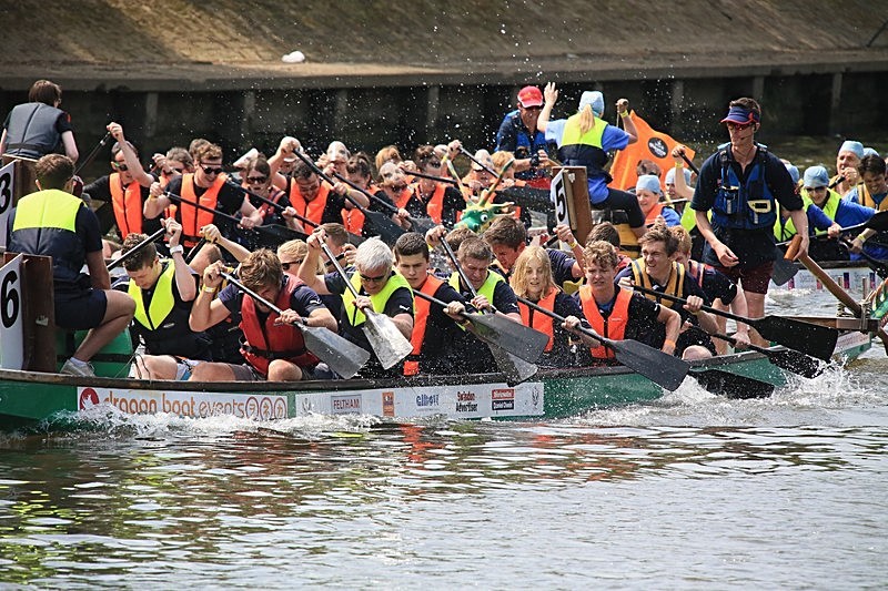 BV6R1650 - DRAGON BOAT RACES 2015 York Rotary Club