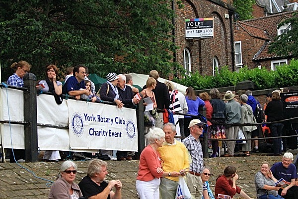 IMG_1530 - DRAGON BOAT RACE 2011 York Rotary Club